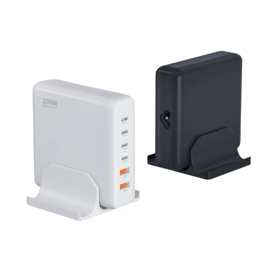 200 W pöytälaturi PD-laturiin 6 tyypin C-portilla